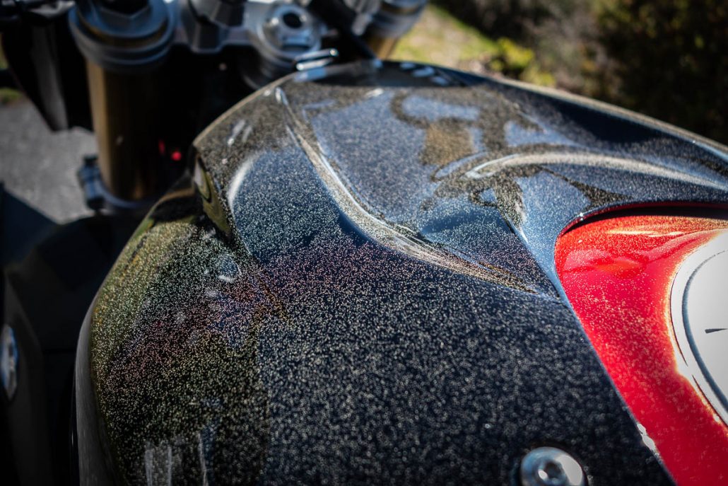 Test: S100 fargefornyer på motorsykkelen – Står den til forventningene?